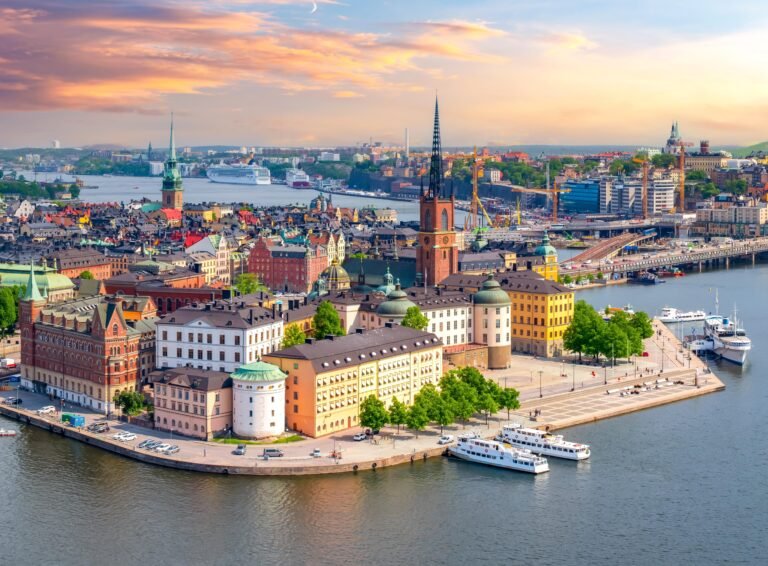 Scandinavian group tours from Dubai
