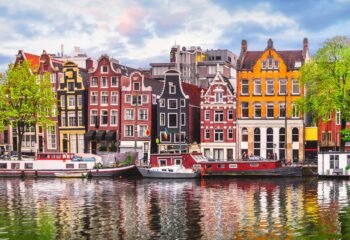 Bahrain’s Top DMC for Multi-Country Europe Tours