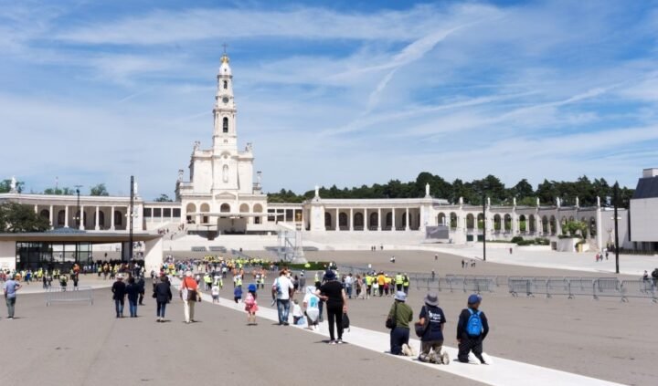 Oman to Europe Religious & Pilgrimage Group Tours