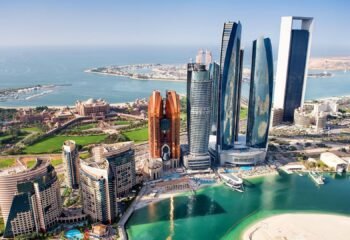 How Travel Agents in Umm Al Quwain Can Boost Sales with Europe Tours