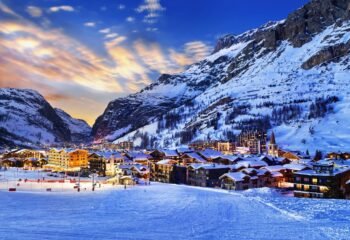 Ras Al Khaimah group tours to Europe in winter