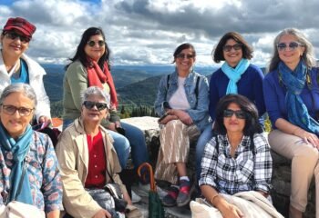 Female group travel from Iraq to Europe