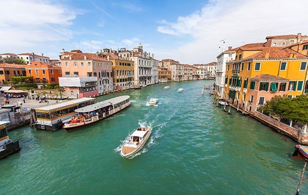 Pilgrimage tours from Iraq to Europe