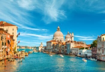We partner with Iraqi travel agencies to offer fully customized itineraries covering France, Switzerland, Italy, the UK, and Scandinavia—blending elegance, privacy, and seamless service. From 5-star hotels and private transfers to multilingual guides, halal dining, and personalized sightseeing, every journey is curated to match the lifestyle and expectations of VIP clients from Iraq.
